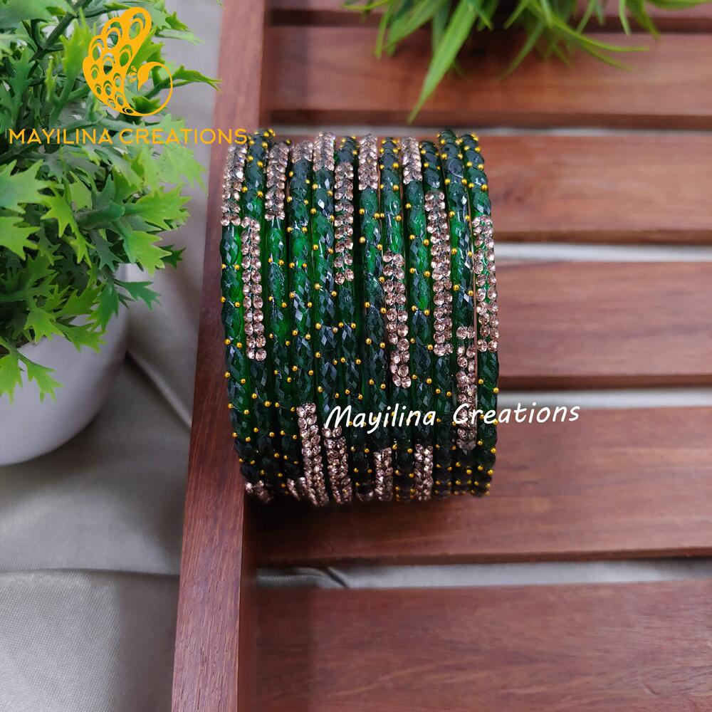 Dark Green Glittering Raindrop Glass Bangles