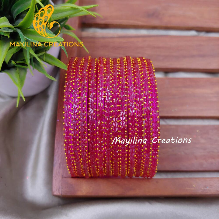 Dark Pink Heart Cut Pattern Glass Bangles