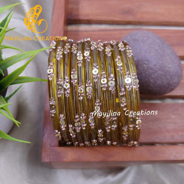 Minukki - Designer Glass Bangles
