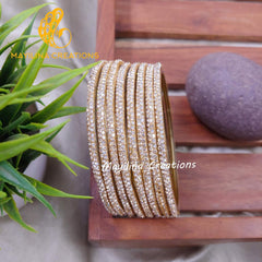 Border Design Glass Bangles