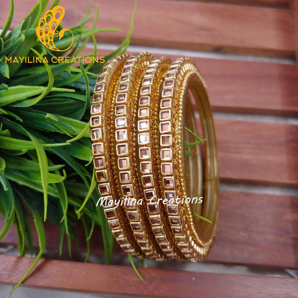 Kundan-Studded Border Glass Bangles