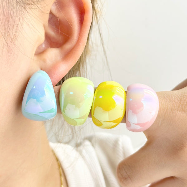 Glossy Hoop Earrings – Sleek and Stylish Accessories