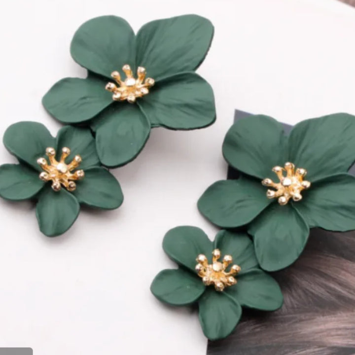 Green Primrose - Flower Earrings for Girls and Women, Floral Style Earrings