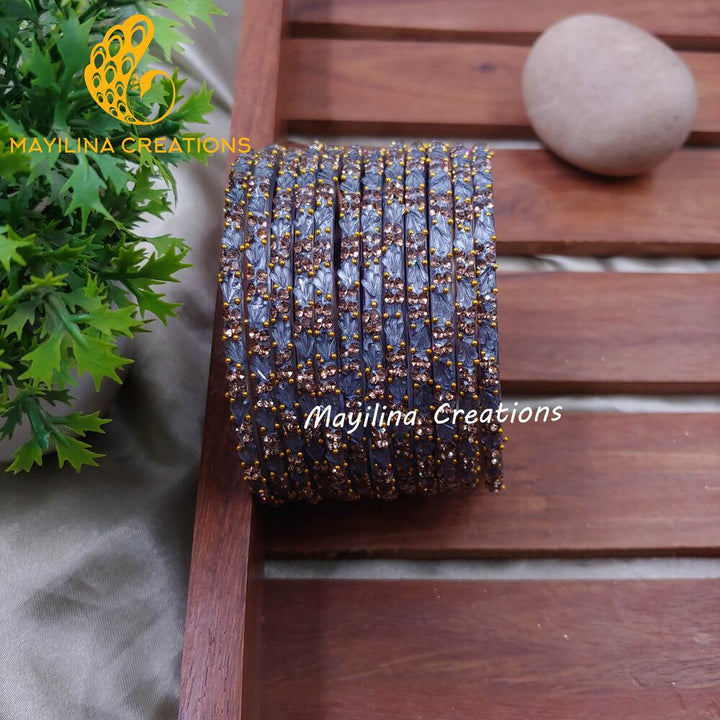 Grey Malar - Designer Flower Pattern Bangles