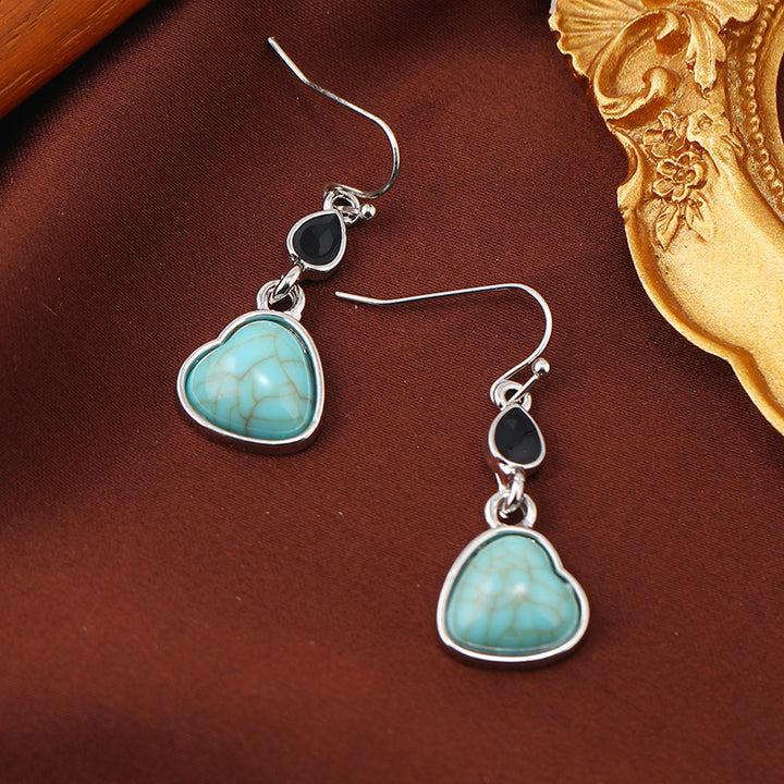 Heart Minimal Boho Earrings – Modern Bohemian Jewelry 