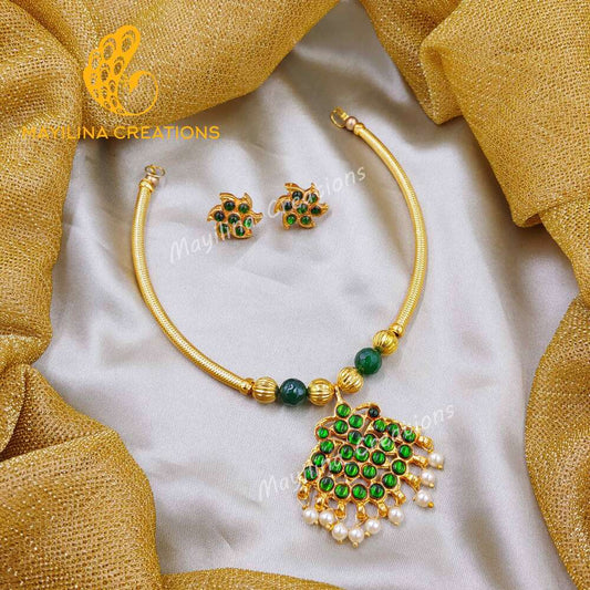 Green Kemp Choker with Flower Stud Handmade Indian Traditional Jewelry