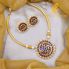 Chandika - Blue Kemp Round Moon Choker with Round Stud Handmade Indian Traditional Jewelry