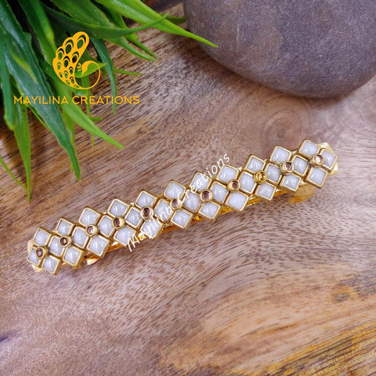 White Pearl Kundan Large Centre Clip