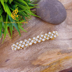 White Pearl Kundan Large Centre Clip