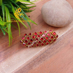 Red Kundan Saree Pin