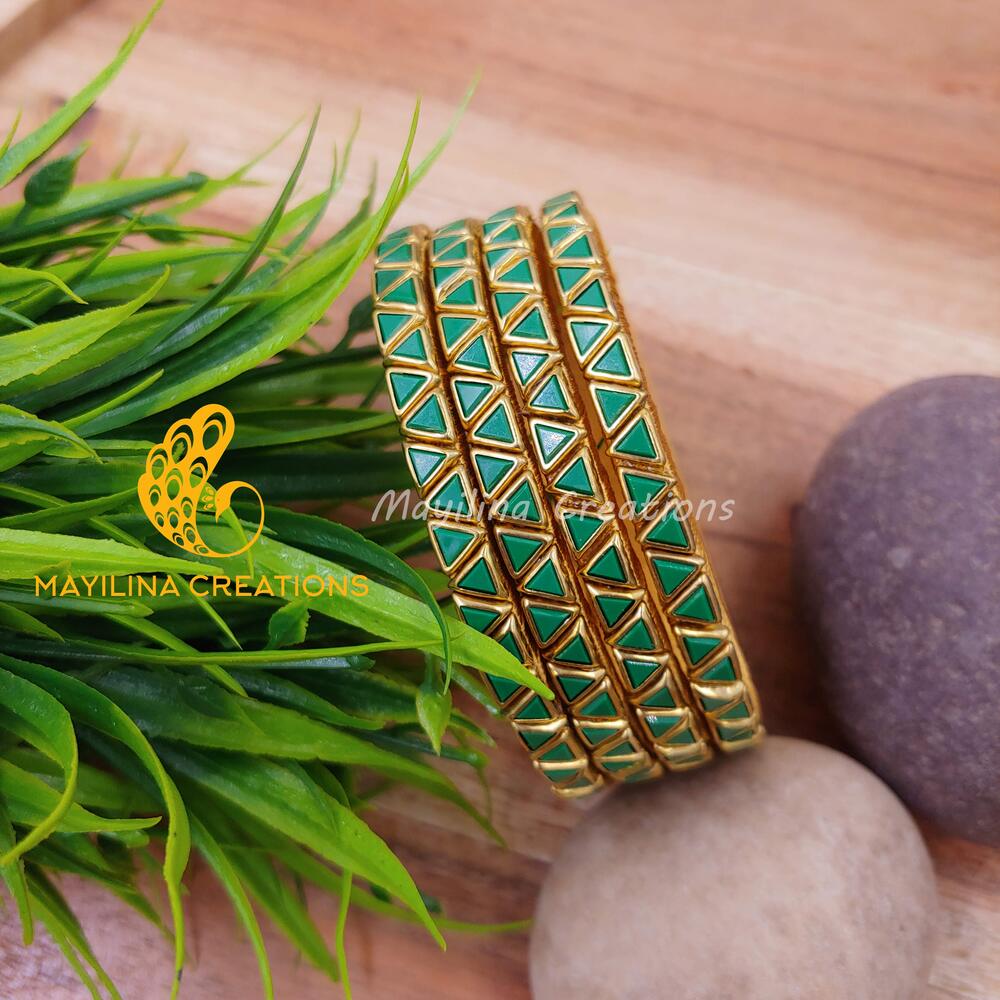 Dark Green Triangle Pattern Kundan Single Line Silk Thread Bangles (Set of 4)