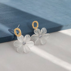 Moon Flower Earrings – A Touch of Nature’s Glow