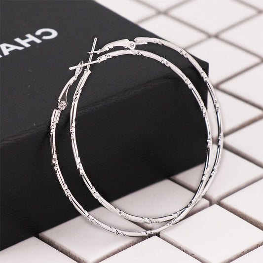 Classy Elegant Silver Hoop Earrings for Women, Retro Style