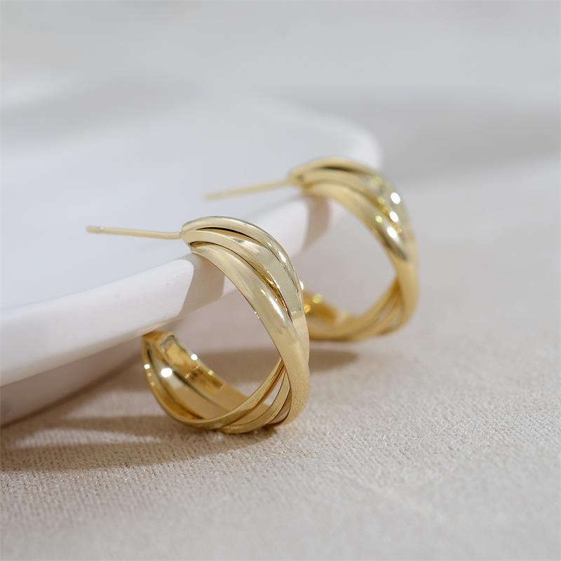 Entwine Stud - Minimal Hoop Earrings