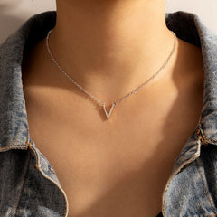 V - Pretty Silver Single Layer Chain