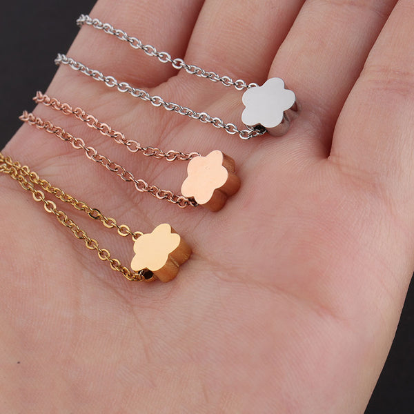 Anti-Tarnish: Flower Necklaces Timeless Sparkle