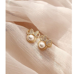 Minnie Pearl - Korean Pearl Minimal Glittering Stud