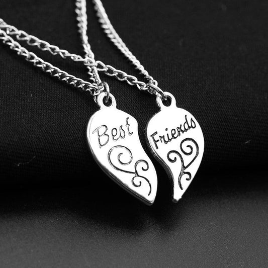 Best Friend Locket(Set of 2) - Cutesy Best Friend Locket Heart Shaped Single Layer Chain