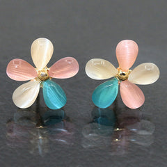 Cute Muliticolor Flower Stud