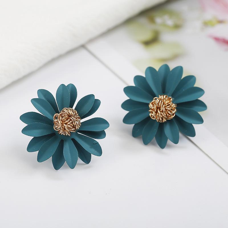 Blooming Teal Daisy Floral Earrings