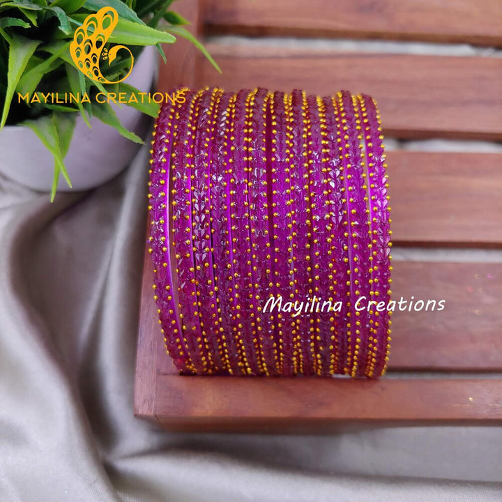 Rani Pink Heart Cut Pattern Glass Bangles