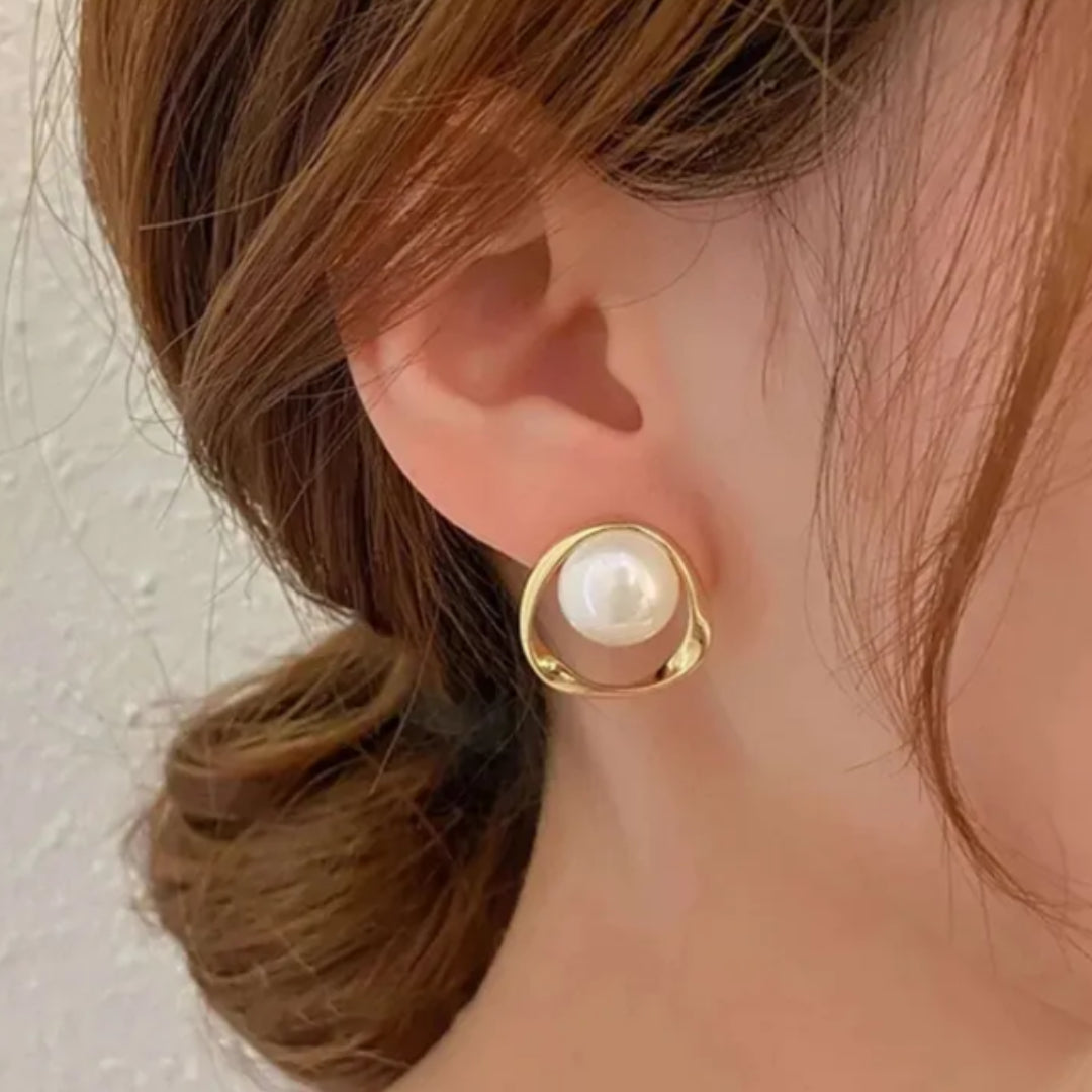 Cute Korean Pearl Stud Earrings