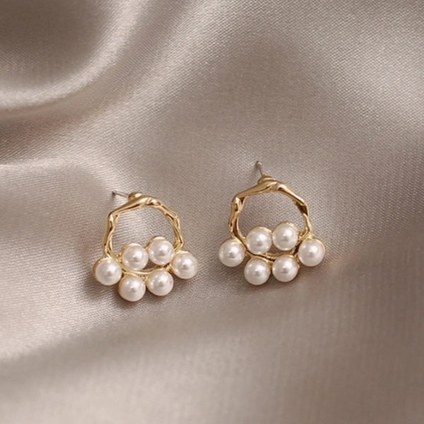 Cluster Pearl - Korean Pearl Minimal Glittering Stud