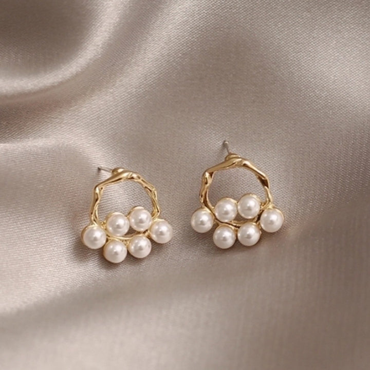 Cluster Pearl - Korean Pearl Minimal Glittering Stud
