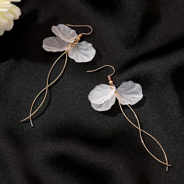 Corolla - Petal Tassel Elegant Floral Jewelry for a Timeless Look