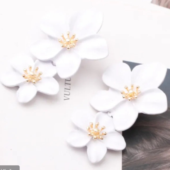 White Primrose - Flower Earrings for Girls and Women, Floral Style Earrings